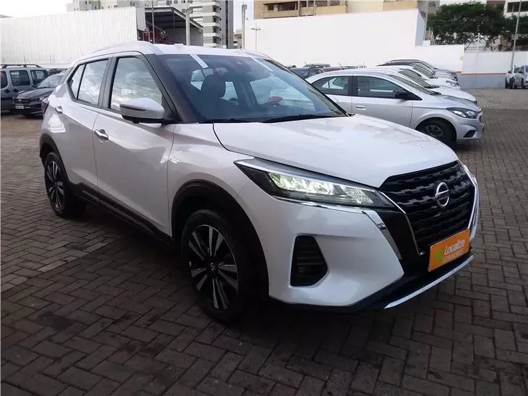 Nissan Kicks Branco 8