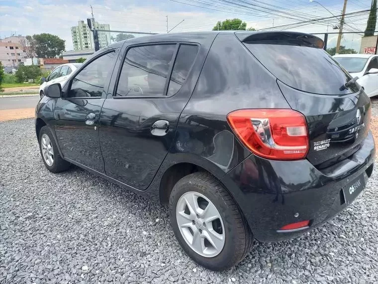 Renault Sandero Preto 7