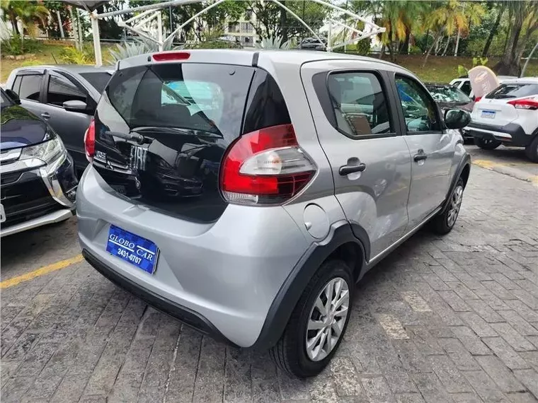 Fiat Mobi Prata 8