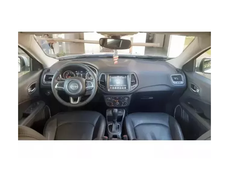 Jeep Compass Branco 9