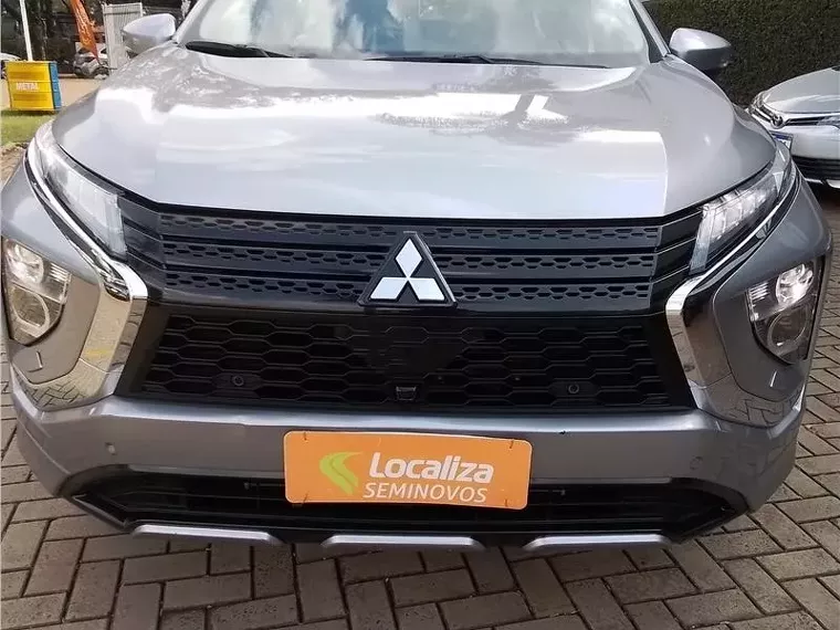 Mitsubishi Eclipse Cross Prata 6