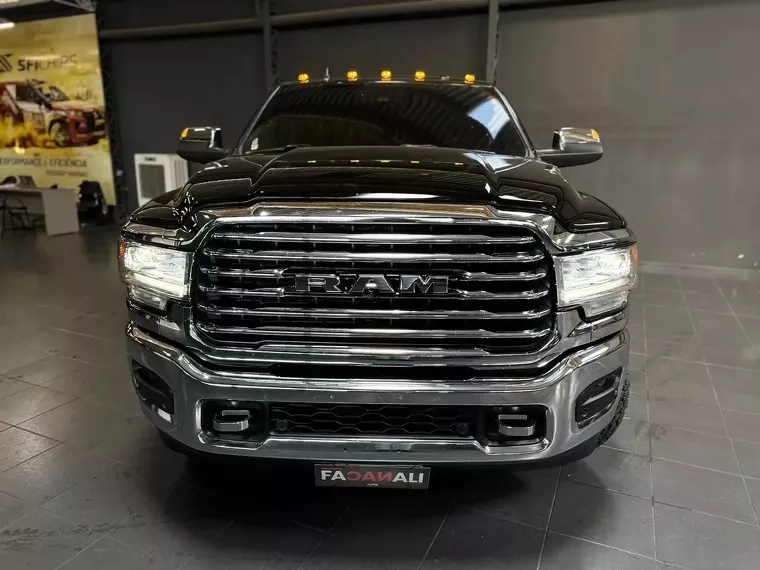 RAM 3500 Preto 2