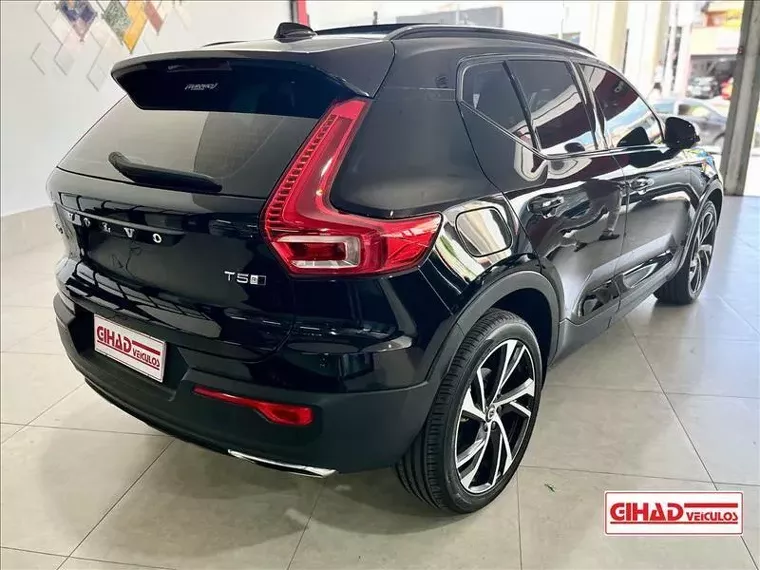 Volvo XC40 Preto 11