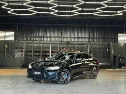 BMW 330e