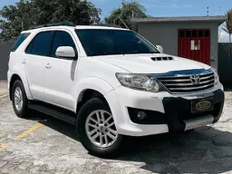 Toyota Hilux SW4