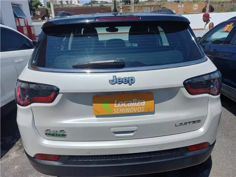 Jeep Compass Branco 16