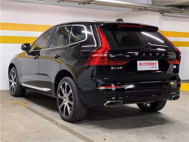 Volvo XC60 Preto 18