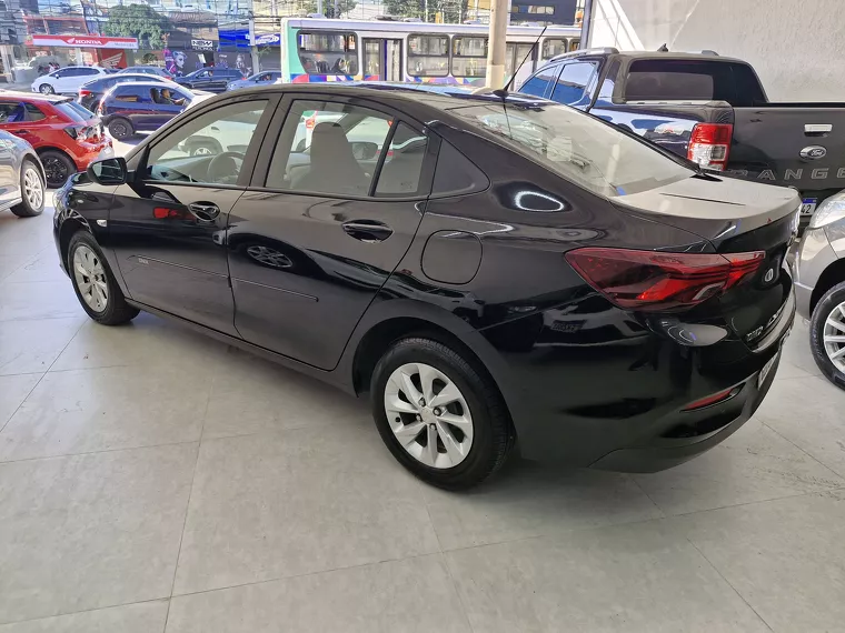 Chevrolet Onix Preto 5