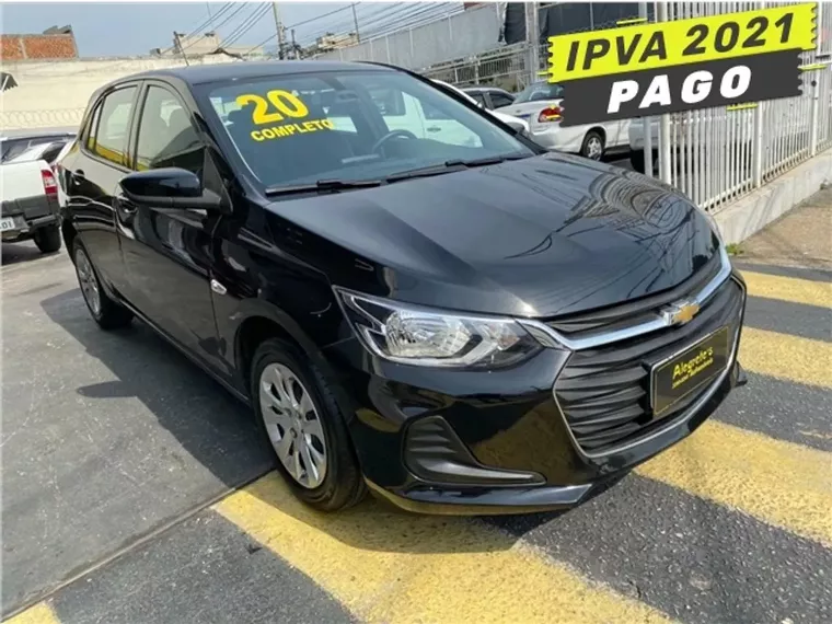 Chevrolet Onix Preto 1