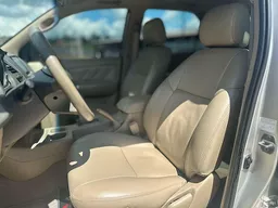 Toyota Hilux SW4