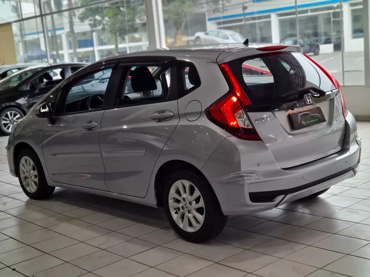 Honda FIT Prata 17