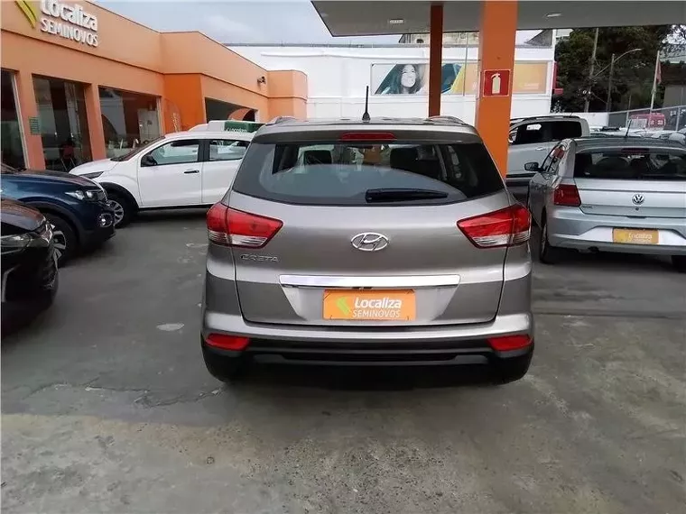 Hyundai Creta Prata 12