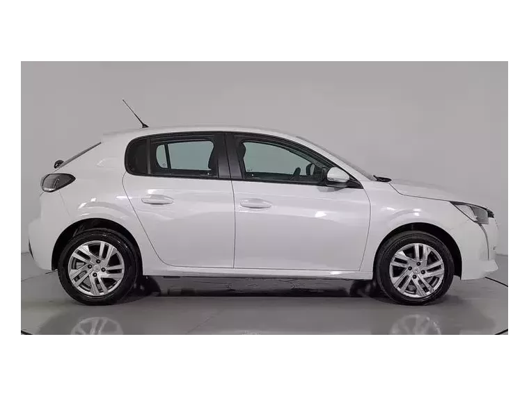 Peugeot 208 Branco 3