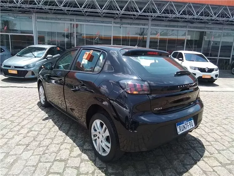 Peugeot 208 Preto 8