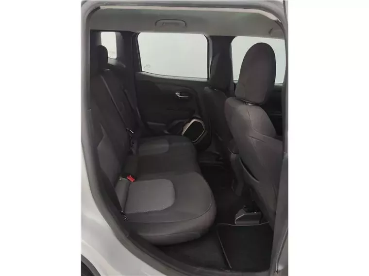 Jeep Renegade Prata 5