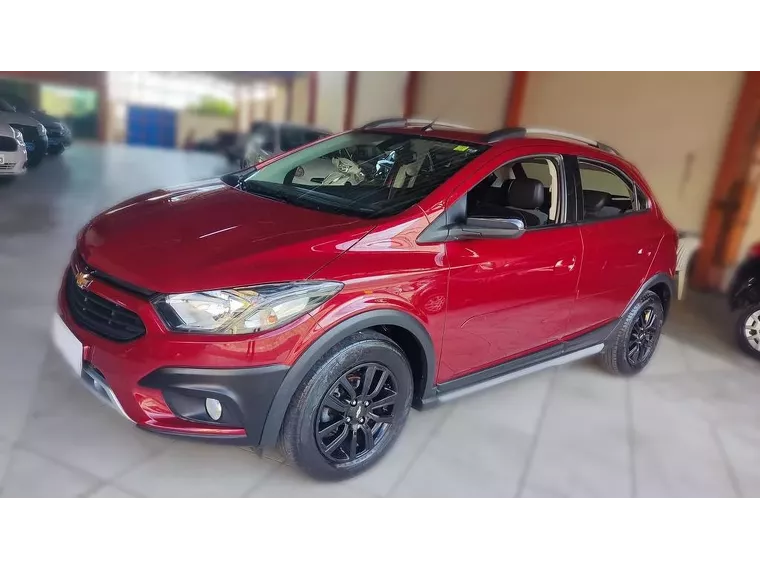 Chevrolet Onix Vermelho 3