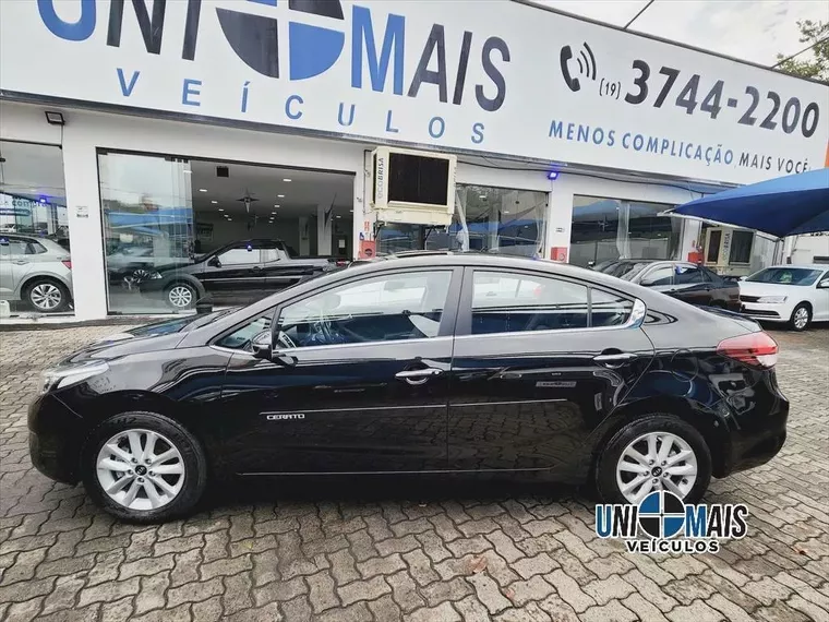 KIA Cerato Preto 11