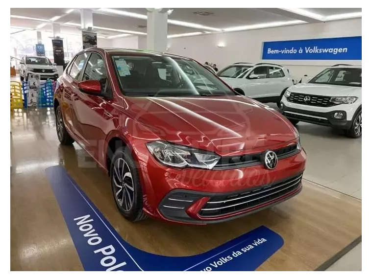 Volkswagen Polo Hatch Branco 1