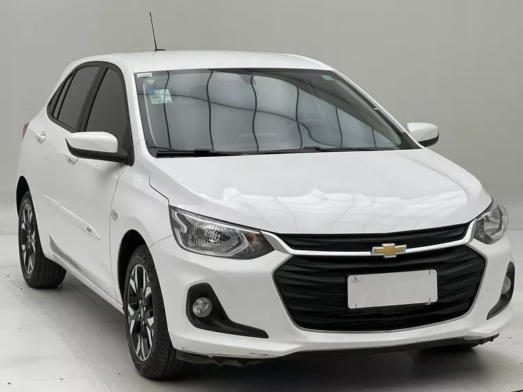 Chevrolet Onix Branco 12