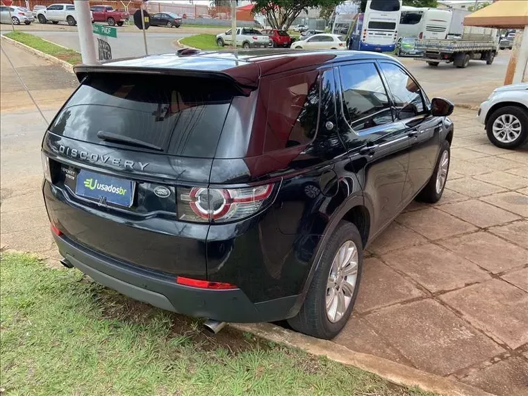 Land Rover Discovery Sport Preto 8