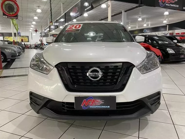 Nissan Kicks Branco 2