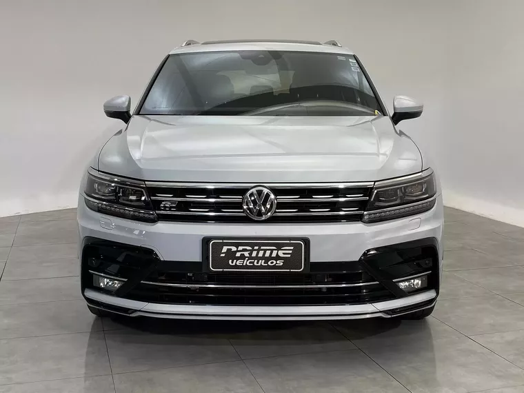 Volkswagen Tiguan Prata 3