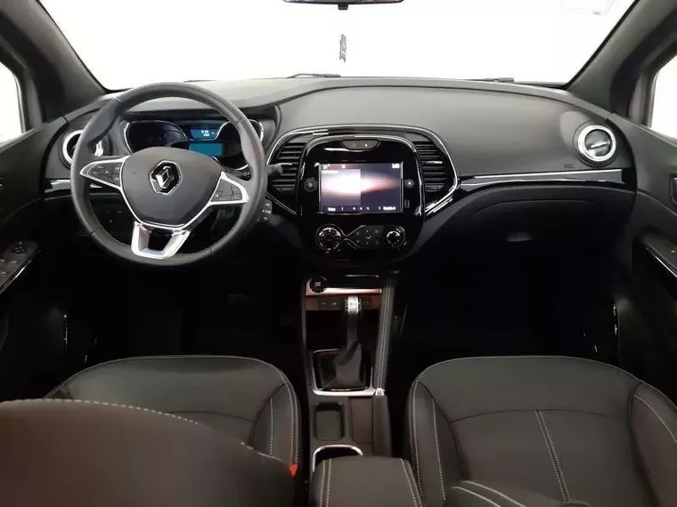 Renault Captur Bege 11