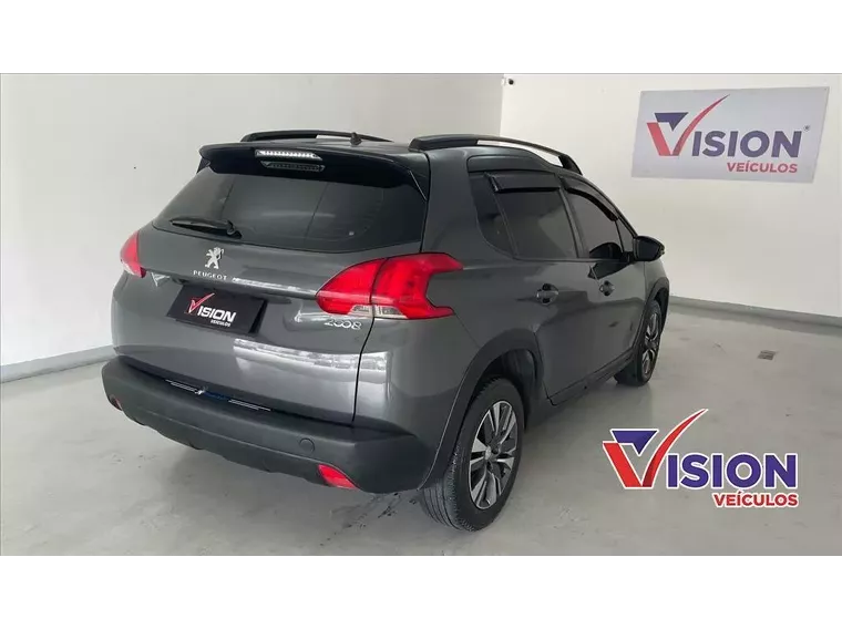 Peugeot 2008 Cinza 1