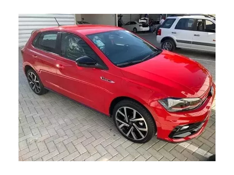 Volkswagen Polo Hatch Vermelho 6