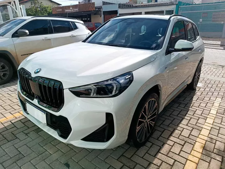 BMW X1 Branco 25