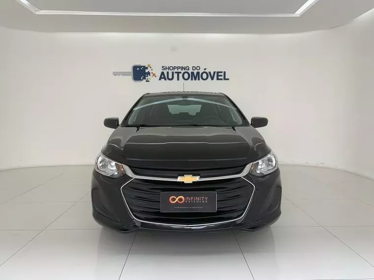 Chevrolet Onix Preto 1