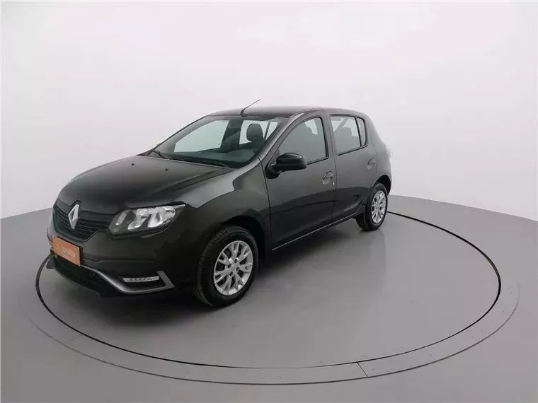 Renault Sandero Preto 14