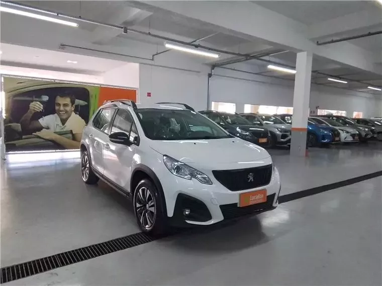 Peugeot 2008 Branco 6