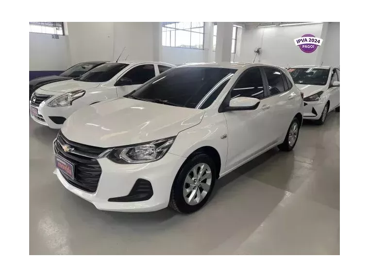 Chevrolet Onix Branco 7