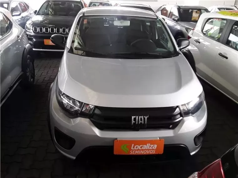 Fiat Mobi Prata 3