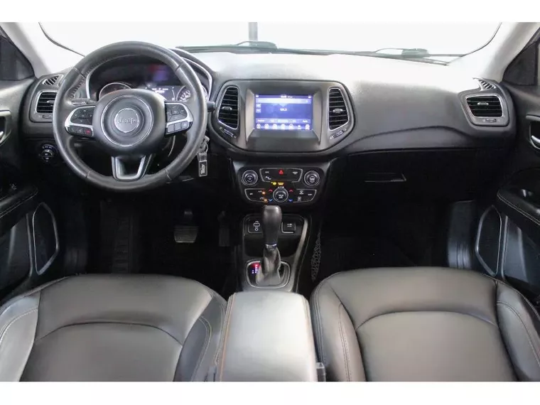 Jeep Compass Branco 15