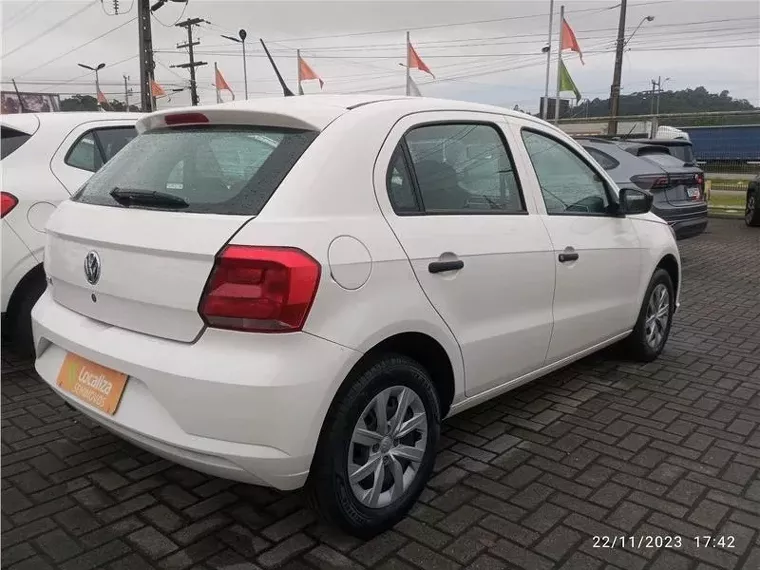 Volkswagen Gol Branco 2