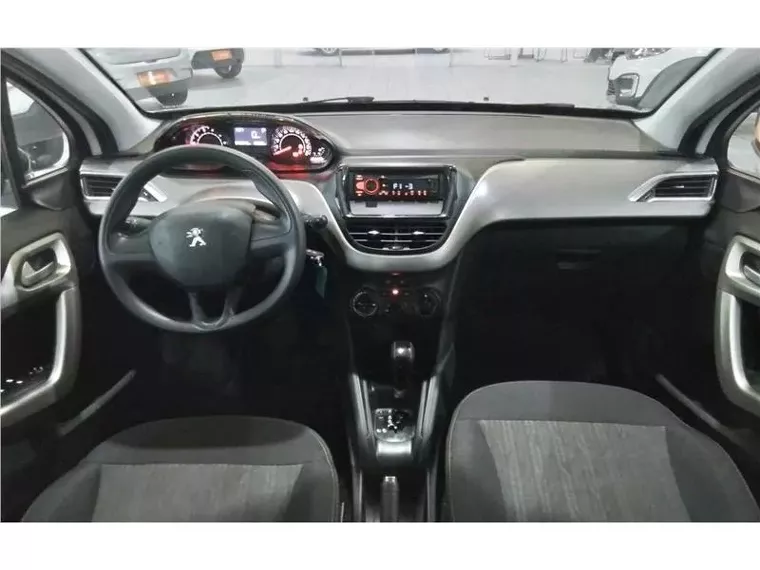 Peugeot 2008 Branco 4