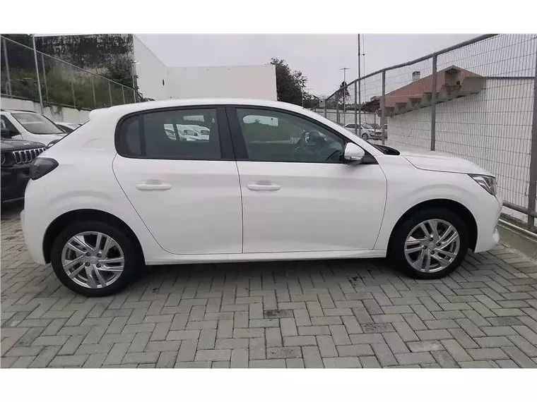 Peugeot 208 Branco 5