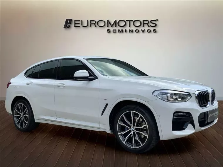 BMW X4 Branco 17