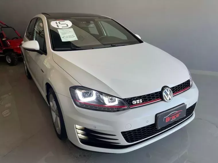 Volkswagen Golf Branco 3