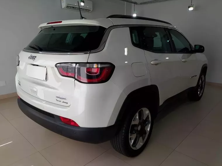 Jeep Compass Branco 19