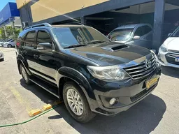 Toyota Hilux SW4