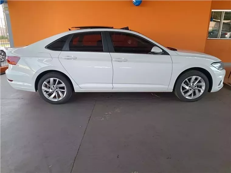 Volkswagen Jetta Branco 10