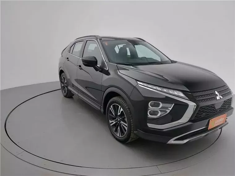 Mitsubishi Eclipse Cross Preto 12