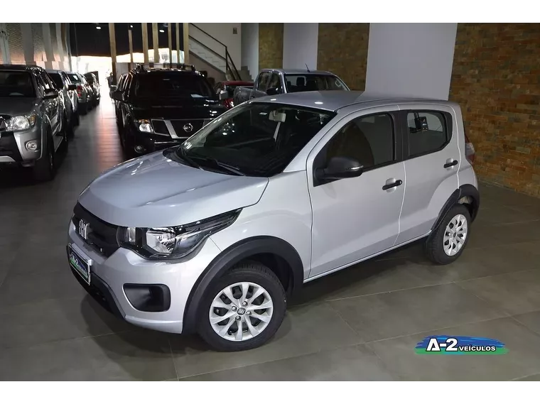 Fiat Mobi Prata 19