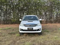 Toyota Hilux SW4