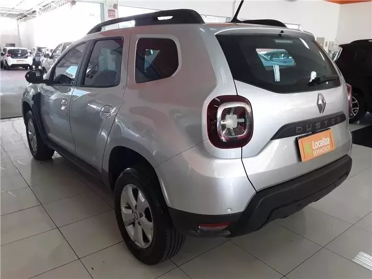 Renault Duster Prata 13