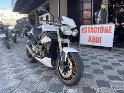 Speed Triple