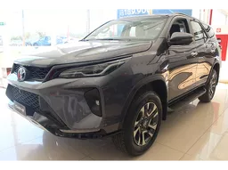 Toyota Hilux SW4